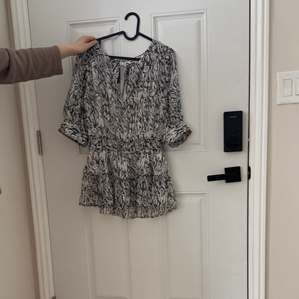 Walter Baker Black and White Printed Tunic Blouse
